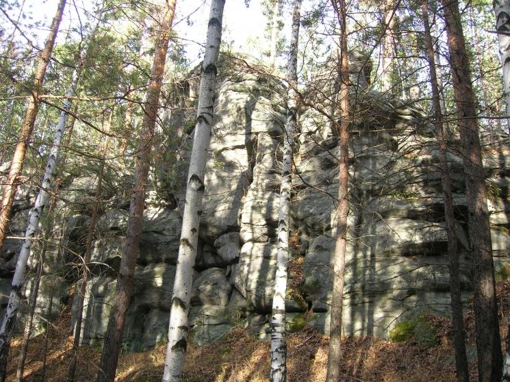 Скалы недалеко от Черновского озера