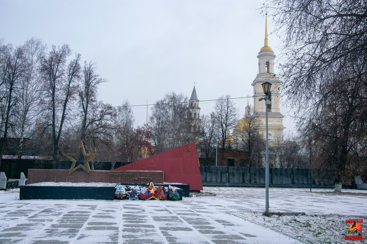 Сегодня любители походов посетили город Невьянск. Погулял...