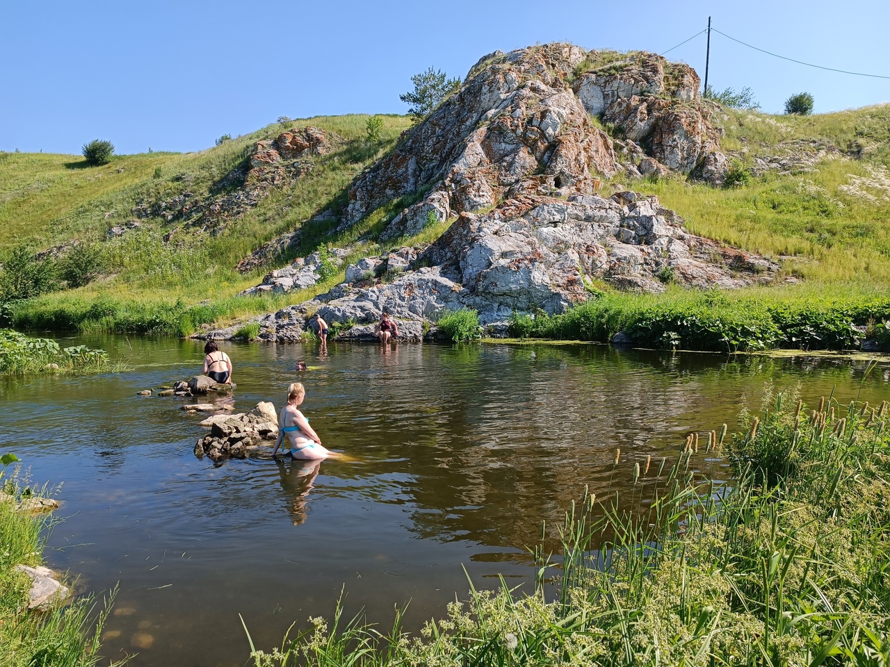 В воскресенье состоялся поход вдоль реки Каменки. Уникаль...