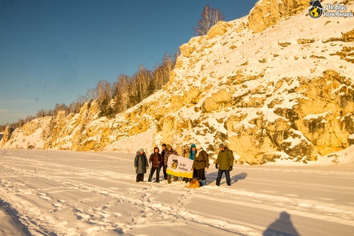 8 января, в ясный морозный день, прогулялись по реке Каме...